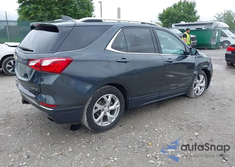 2020 Chevrolet Equinox Awd Lt 2.0L Turbo z USA, uszkodzony, nr VIN 3GNAXVEX8LS513889